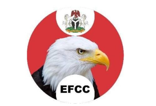 Court admits 0,000 cash, phones, SUV in 0,000 fraud trial