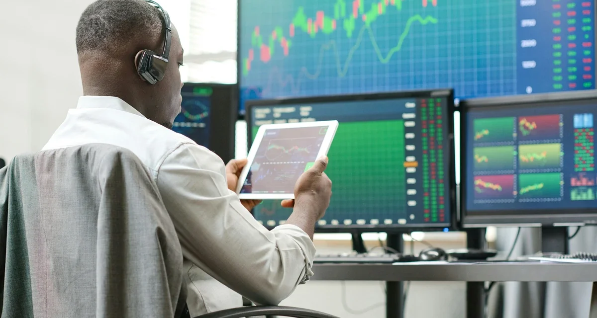 Eight stocks lead brokers’ October consensus Buy list
